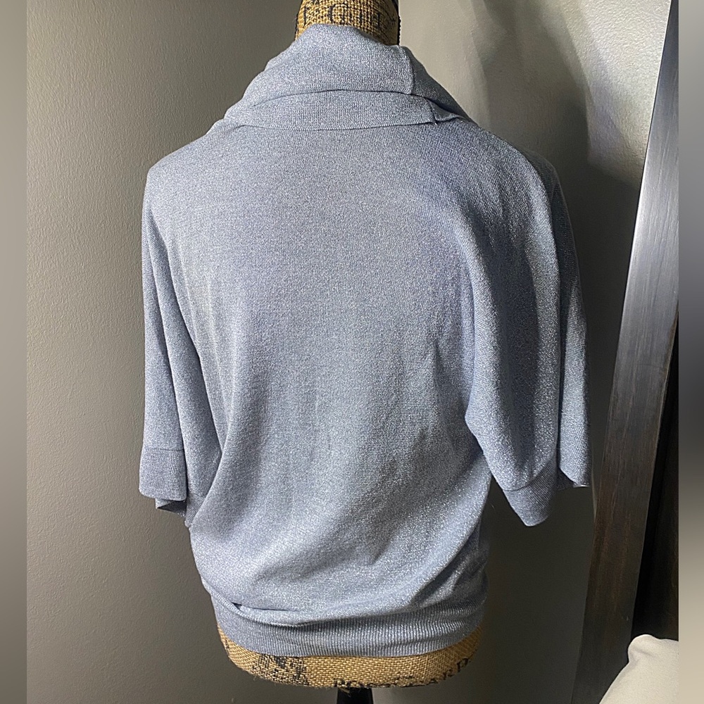 ♥️💖 Michael Kors Metallic Silver Cowl Neck Top Shimmer Blouse - Picture 5 of 5